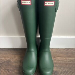 Hunter Classic Forest Green Boots